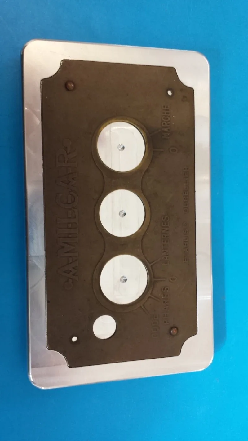Ducellier switch plates: a vintage-car project