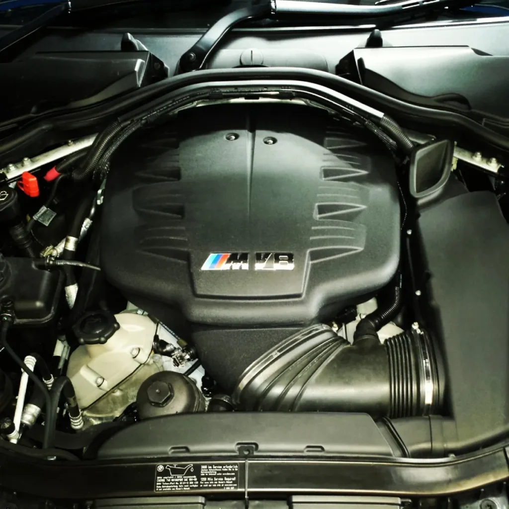 BMW v8 engine